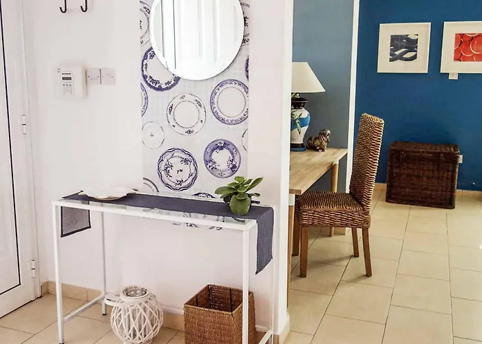 Elena Coral Villa Pegeia