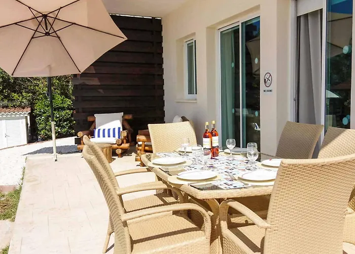 Elena Coral * Pegeia